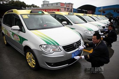 上海试水取消"份子钱" 服务社模式更新颖